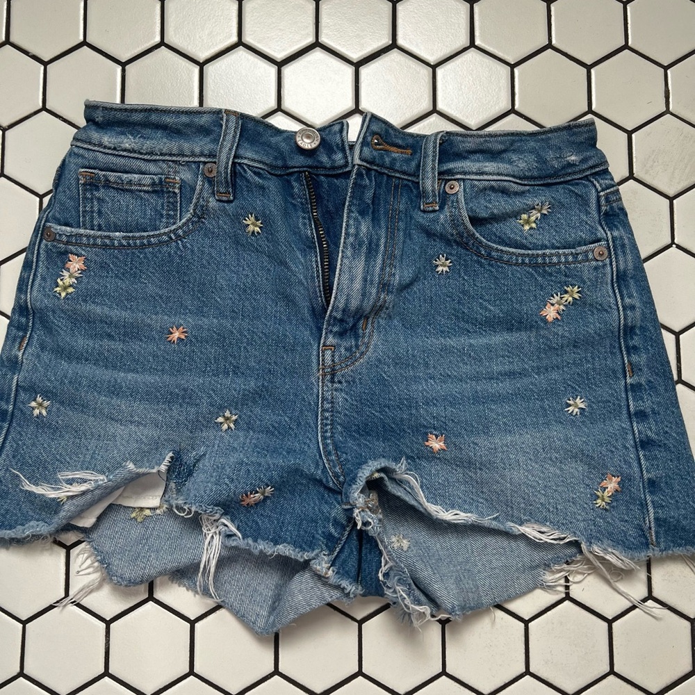 american eagle floral jean shorts size 0
